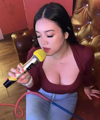 Stephanie Lee
