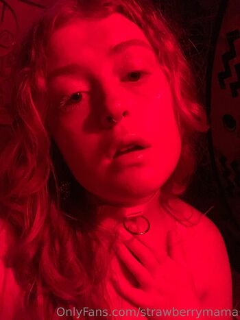 strawberrymama