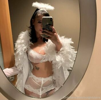 Submissive Skylar