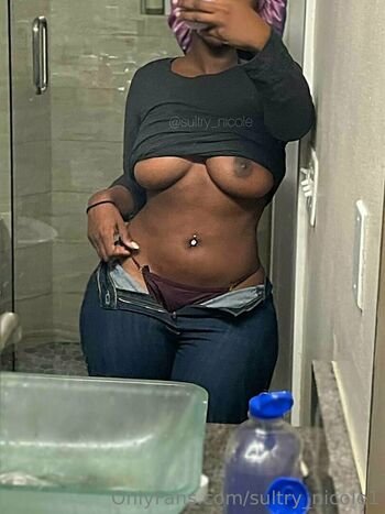 sultry_nicole1