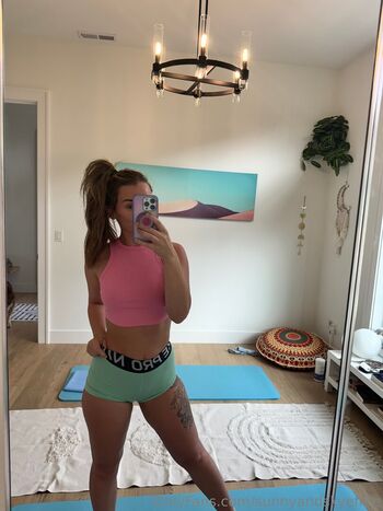 sunnyandskyefree