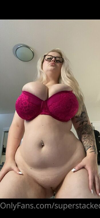 superstackedstacyvip
