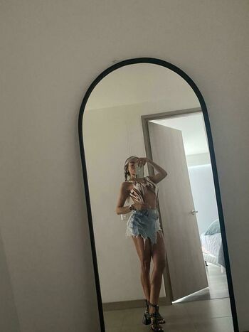 sweet_sophia90