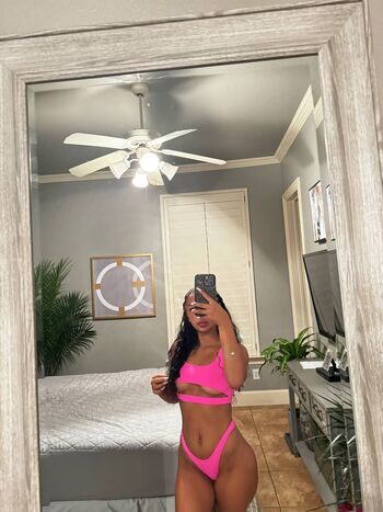 Sydney Razhegi