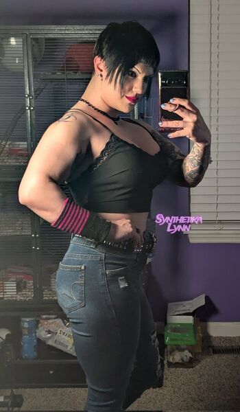 Synthetika Lynn