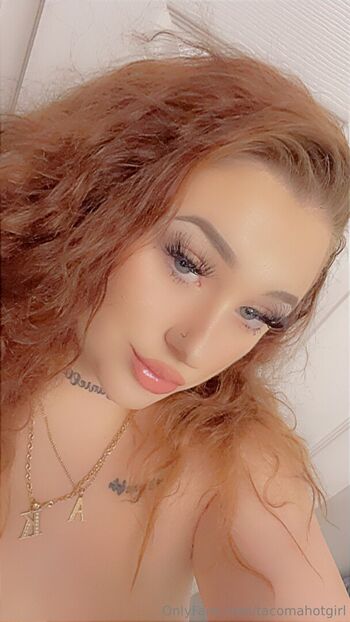 tacomahotgirl