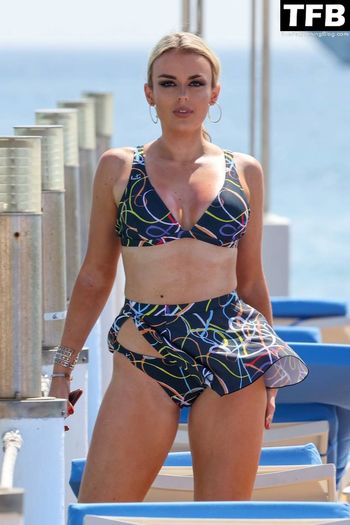 Tallia Storm