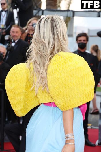 Tallia Storm
