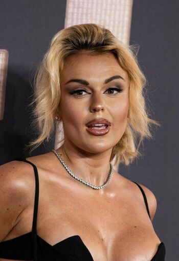 Tallia Storm