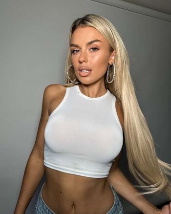 Tallia Storm