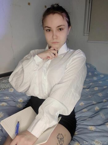 Taniikcrystal