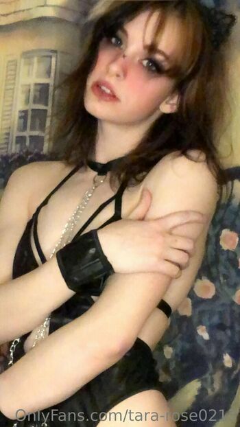 tara-rose0213