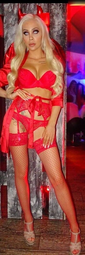 Tara Tabitha
