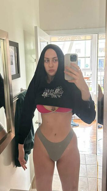 Tati Bruening