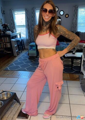 tatsandass69