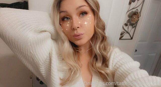 tattedprincess1998