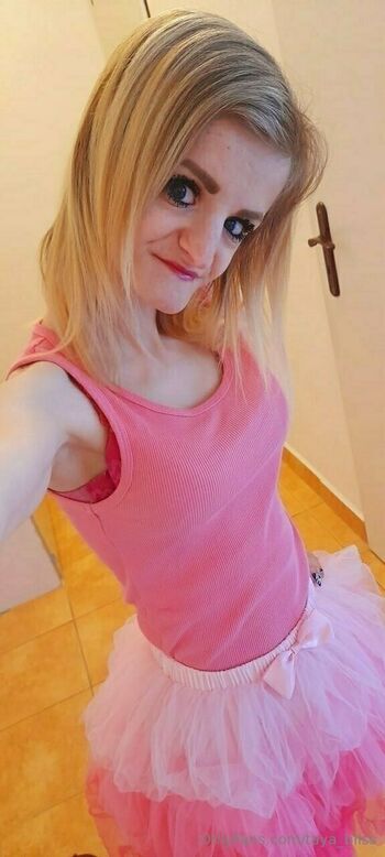 taya_bliss