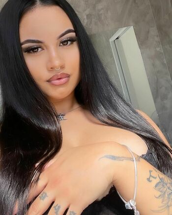 taylaraywhite