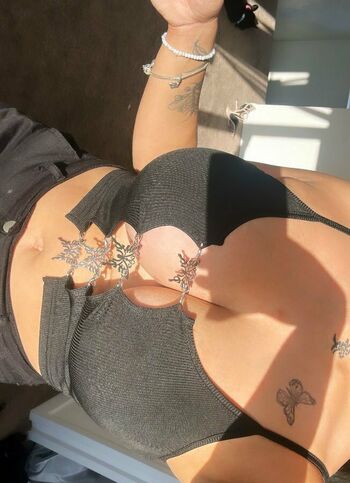 taylaraywhite