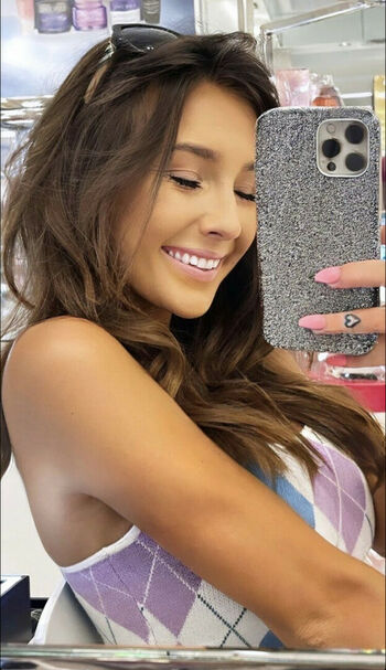 Taylor Alesia