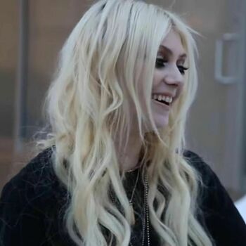Taylor Momsen