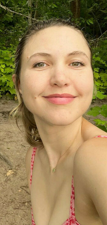 Taylor Tomlinson