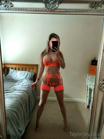 Taylorjayxxx