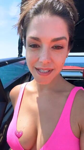 Thais Fersoza