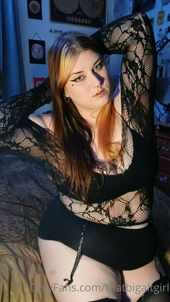 thatbigaltgirl