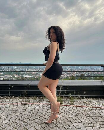 Thatgirlsalva