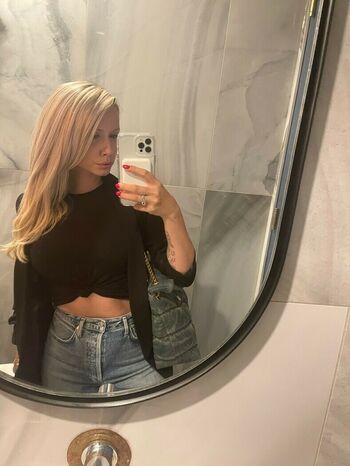 TheblondeSide