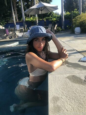 Thecaligirl