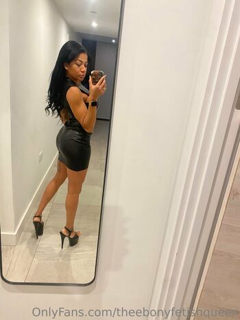 theebonyfetishqueen