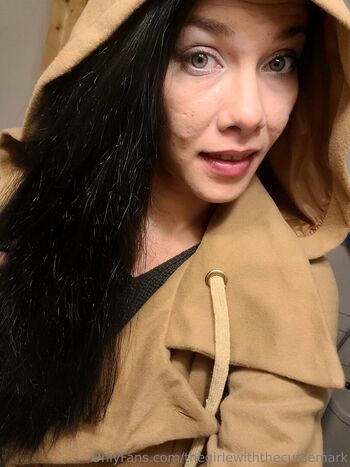 thegirlewiththecursemark