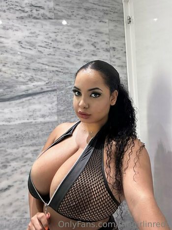 thegirlinred0