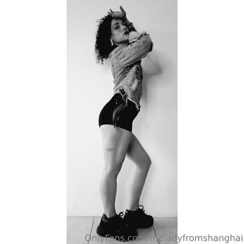theladyfromshanghai
