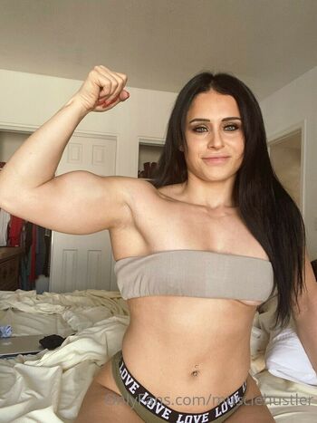 Themusclehustler