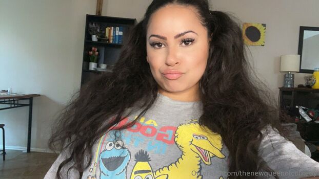 thenewqueenofcomedy