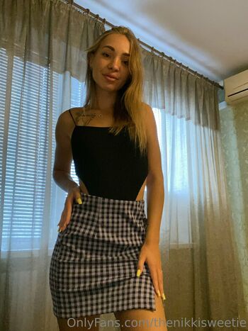 thenikkisweetie