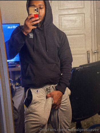 therealgeesuavee