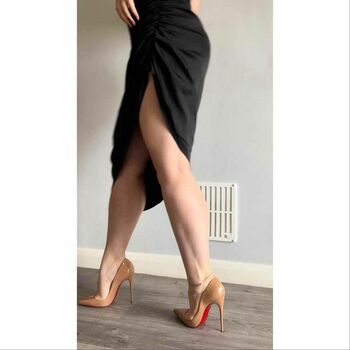 Thestilettobunny
