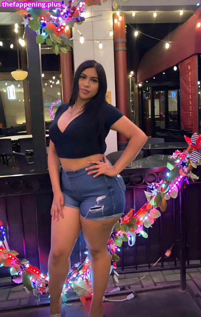 Thick Baddie _222cyn_