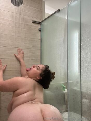 Thick_gurl101