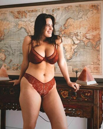 Tia Provost