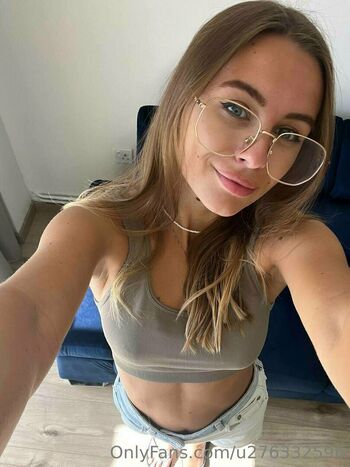 tiffany_leee