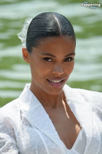 Tina Kunakey