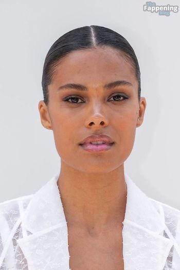 Tina Kunakey