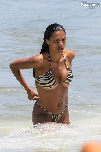 Tina Kunakey