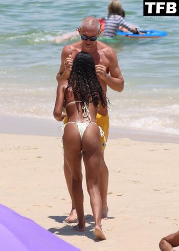 Tina Kunakey