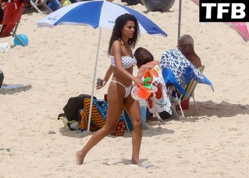 Tina Kunakey